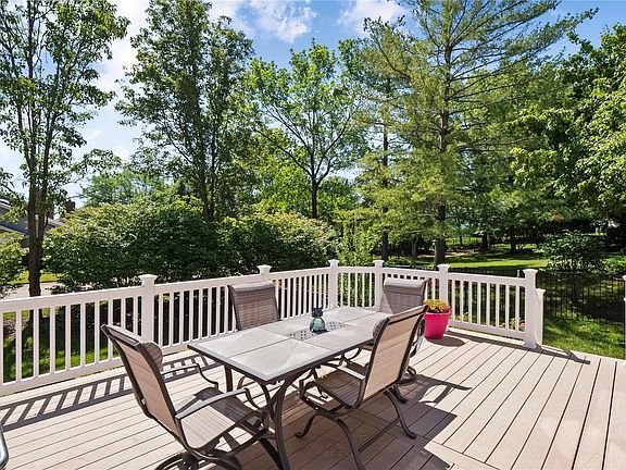 2nd image of 15830 Cedarmill Dr