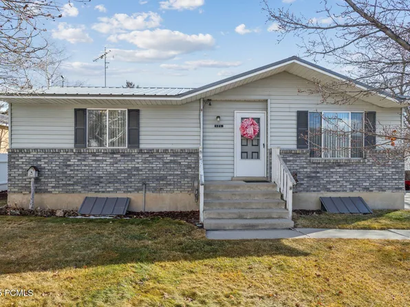 121 S Center St, Midway, UT 84049