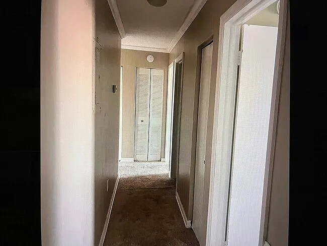 3 bed, 1385 sqft, $2,100 — Photo 2