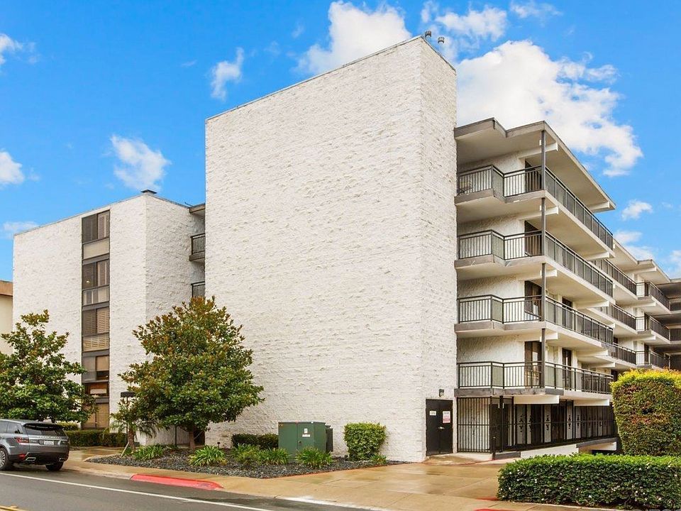 1st image of 3916 Riviera Dr Unit 508