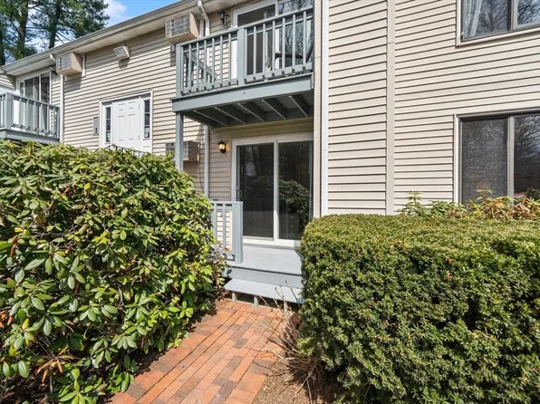 165-165 Chestnut St #R, Foxboro, MA 02035