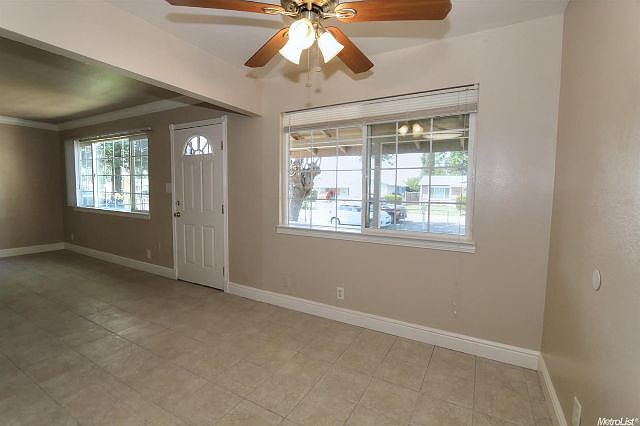 2nd image of 564 Morrison Ave