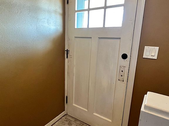 Entryway with new vinyl plank flooring