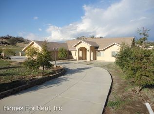 17094 Coyote Dr, Springville, CA 93265
