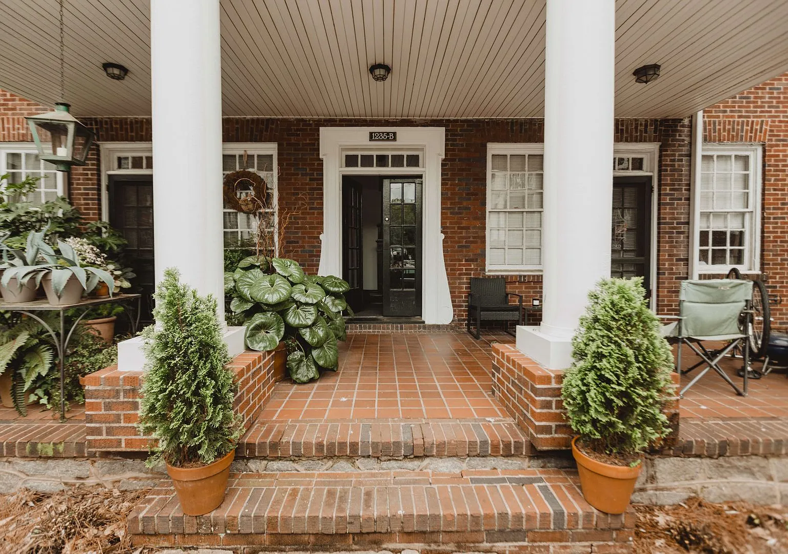 Virginia Court Apartments — Photo 4