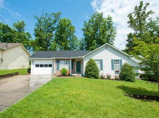 2313 Arkwright Ln, Knoxville, TN 37921