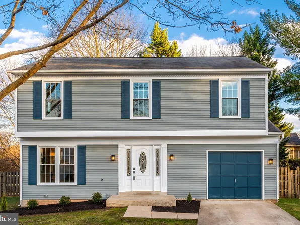 1633 Sadlers Wells Dr, Herndon, VA 20170