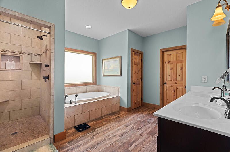 28th image of this home