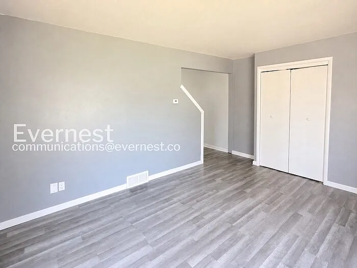 15380 Meyers Rd — Photo 9