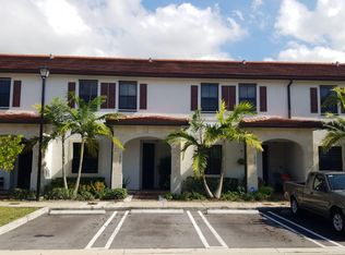10569 W 33rd Way, Hialeah, FL 33018