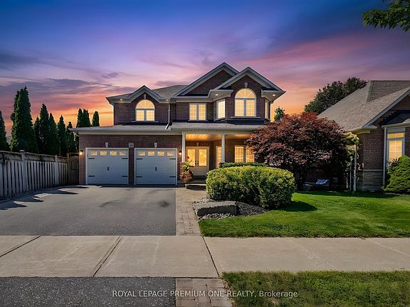 2nd image of 66 Bridlewood Blvd