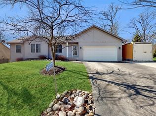 N3227 Tamarack Rd, Lake Geneva, WI 53147