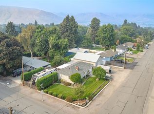 1388 Tedford St SE, East Wenatchee, WA 98802