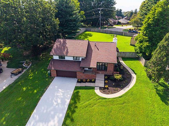 5th image of 2239 Becklynn Dr