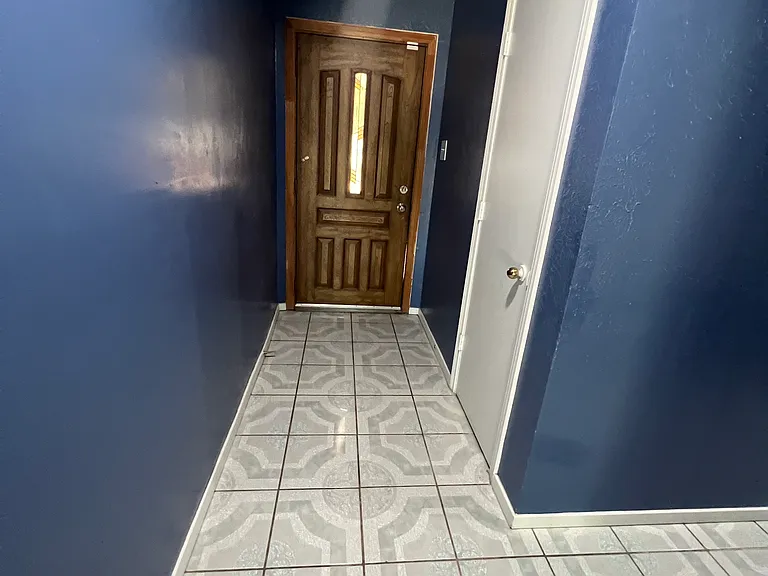 2709 Catalina Way — Photo 4