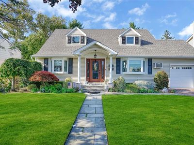 60 Knowles Street, Plainview, NY, 11803