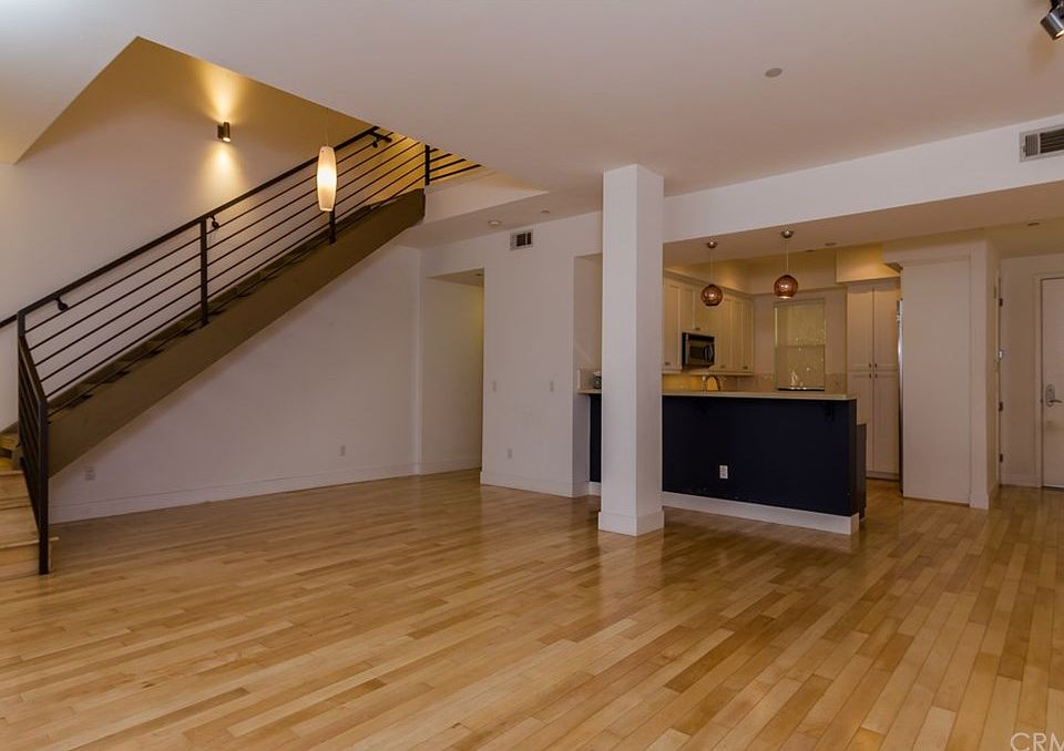 1st image of 395 E 4th St Unit 11
