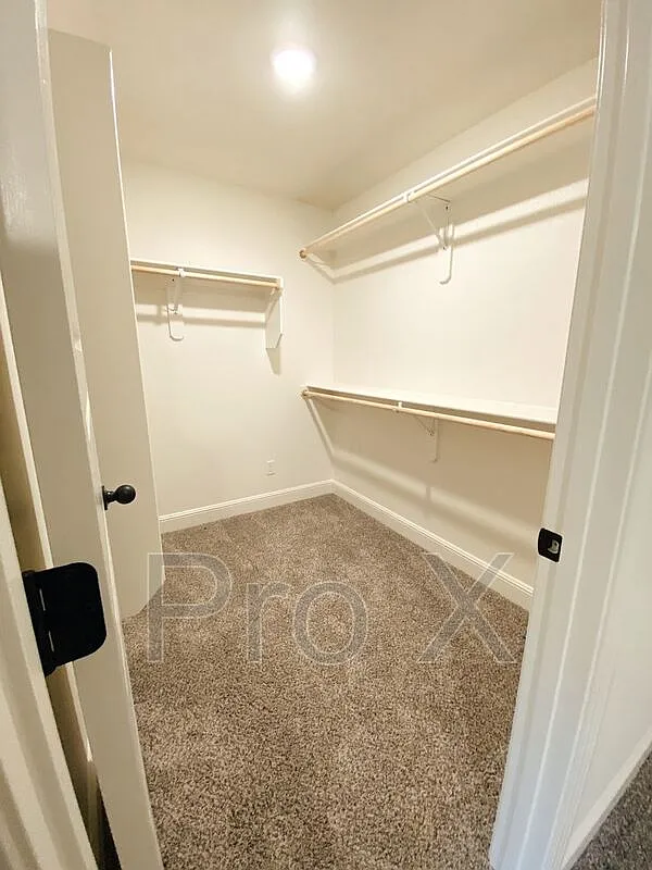 3 bed, 2.0 bath, 1550 sqft, $1,500 — Photo 4