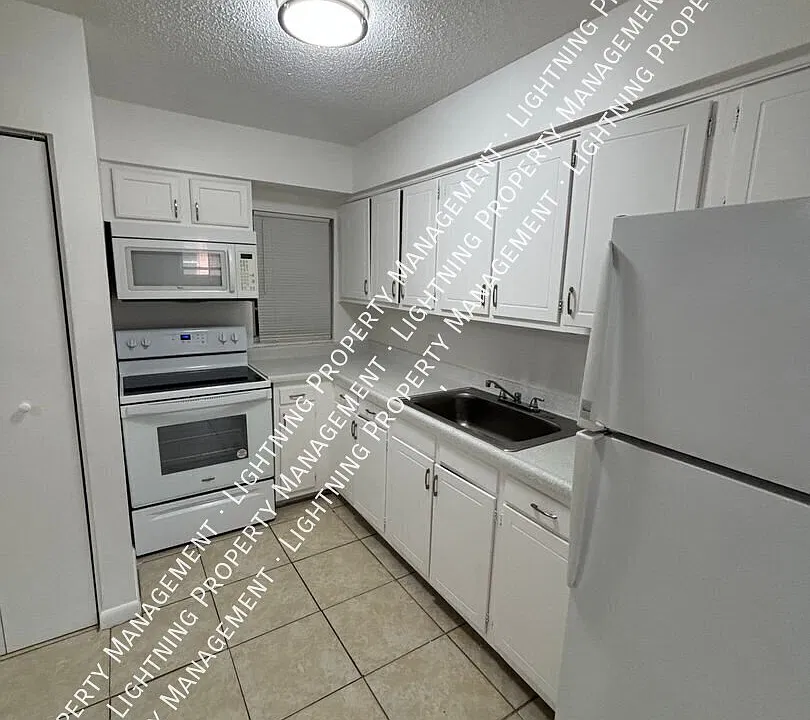 429 Duchess Ct #C