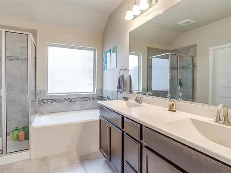 14657 Gilley Ln — Photo 20