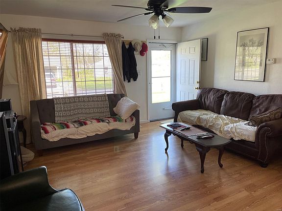 2nd image of 522 Saint Paul Dr