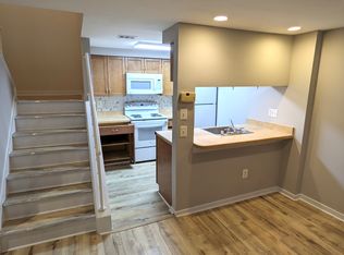 18415 Bishopstone Ct #42, Gaithersburg, MD 20886