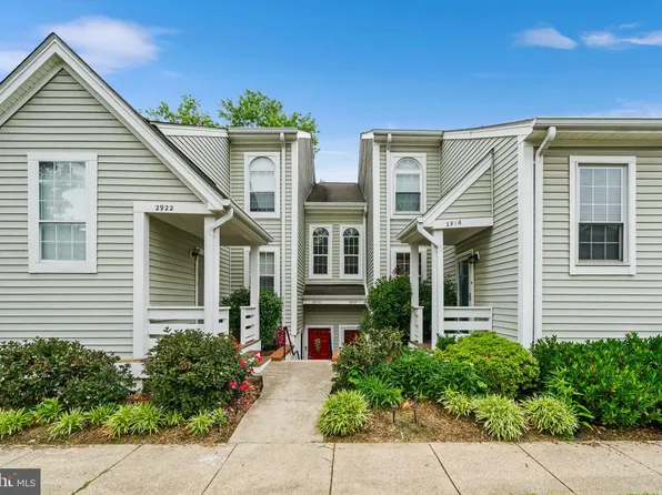 2912 Yarling Ct, Falls Church, VA 22042