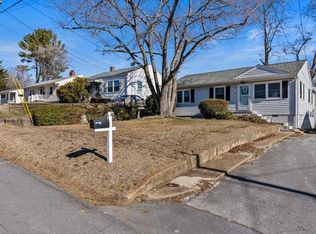 121 Fraser Ln, Staunton, VA 24401