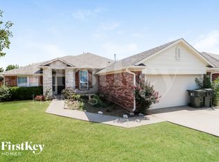 529 Lone Oak Dr, Norman, OK 73071