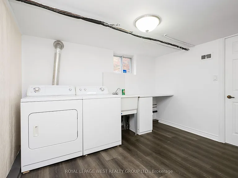 24 Barker Ave — Photo 32