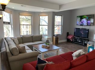 2937 N Racine Ave #2F, Chicago, IL 60657