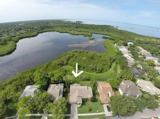 1025 S Pointe Alexis Dr, Tarpon Springs, FL 34689
