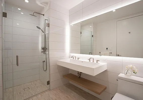 Rented by Triumph Property Group | media 23