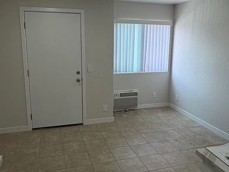 4326 Oregon St #9 — Photo 9
