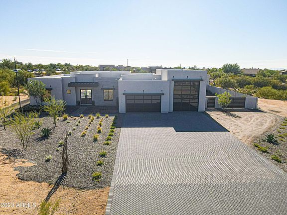 2nd image of 2823 W DESERT HILLS Drive