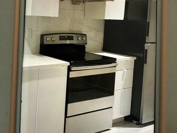 3483 W 38th Ave, Vancouver, BC V6N 2X8