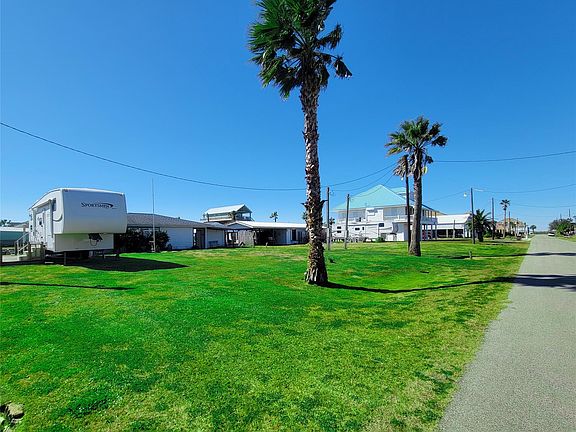 4th image of 1255 Island Blvd