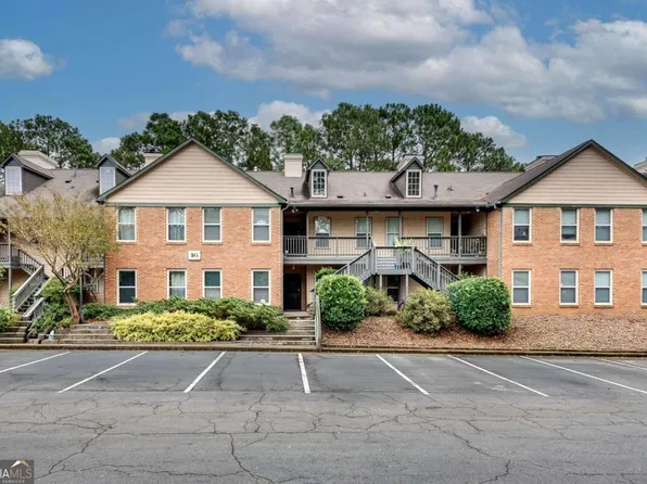1605 Beaumont Cir, Duluth, GA 30096