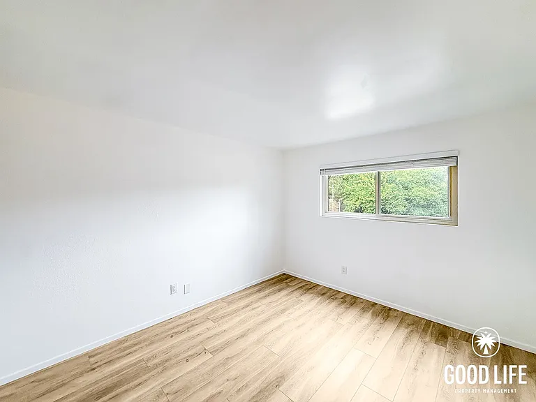 7888 Camino Tranquilo — Photo 17