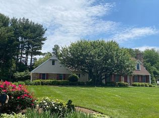 111 Horseshoe Rd, Newark, DE 19711