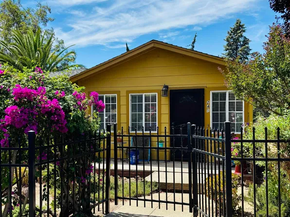 241 Wellington Ave, Concord, CA 94520