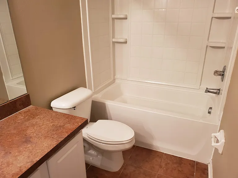 15924 Fishhawk Creek Ln — Photo 12