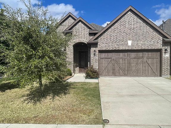 2nd image of 2909 Hackberry Creek Trl