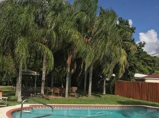 2611 Adams St, Hollywood, FL 33020