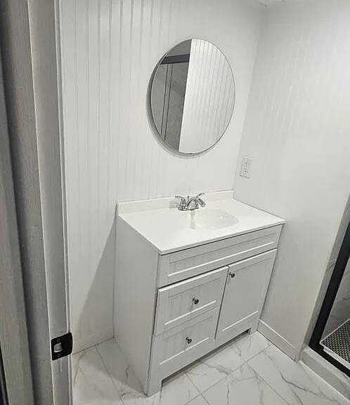 1630 Embassy Dr #105 — Photo 9