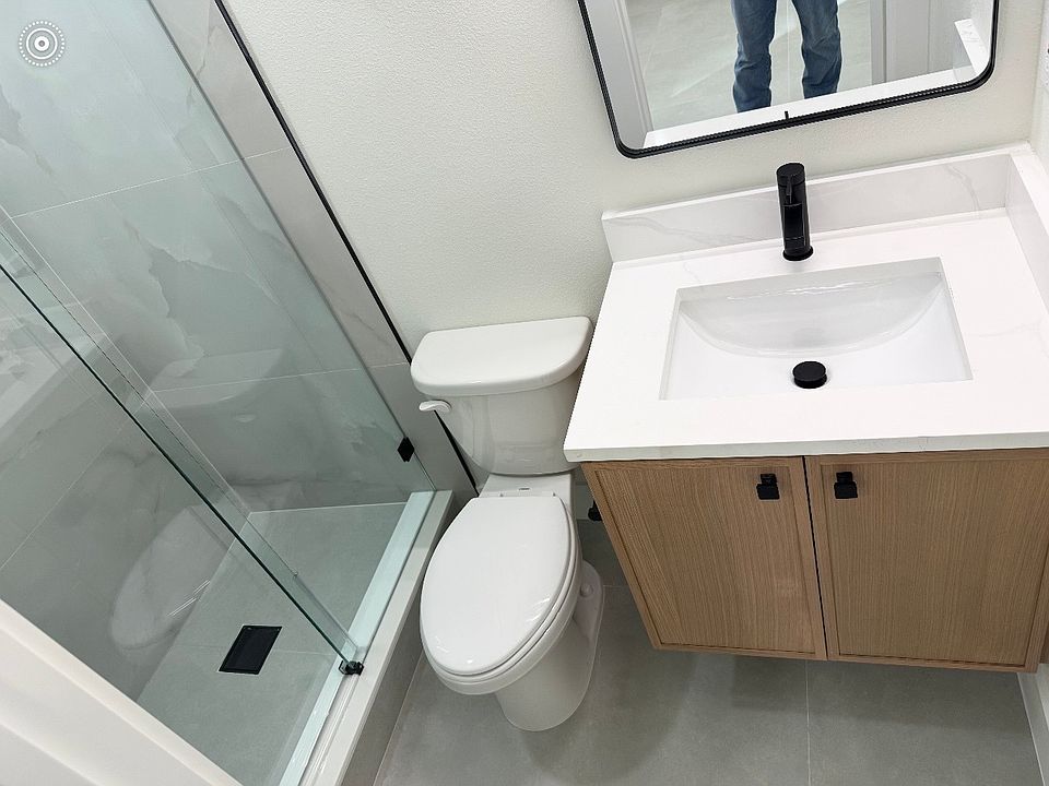 2nd image of 3901 Treasure Cir #2