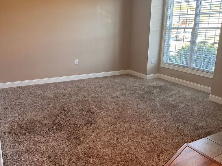 10 Shoreline Dr — Photo 15