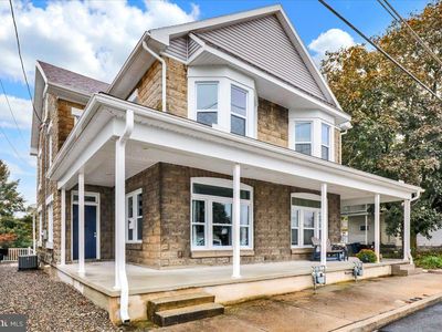 16 E Carpenter Ave, Myerstown, PA, 17067