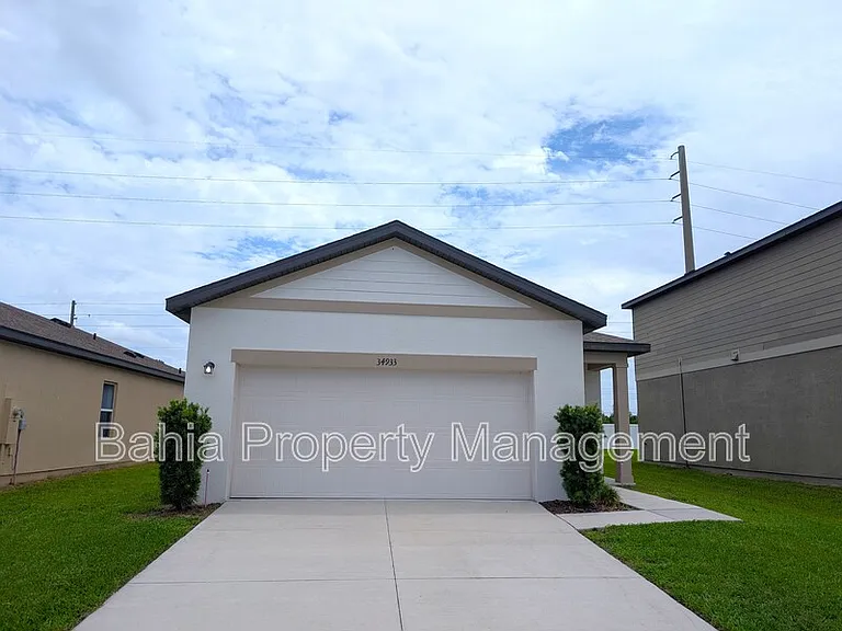 34933 Daisy Meadow Loop — Photo 1