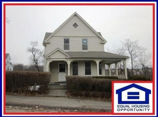 26 Windsor St, Worcester, MA 01605